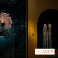 Bijoux de scène de l'Opéra de Paris : l'exposition de parures merveilleuses au Palais Garnier