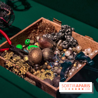 Bijoux de scène de l'Opéra de Paris : l'exposition de parures merveilleuses au Palais Garnier