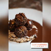 Le salon de thé de Noël du George V pour une pause gourmande - les photos  -  profiteroles chocolat