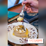 Le Bistro des Livres, le restaurant français pour les amoureux des bouquins -  camembert rôti