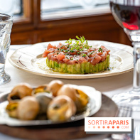 Margaux, le restaurant français typique, face à la Tour Eiffel - A7C09261