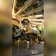 Bon Plan : Le Carrousel des Tuileries et son tour de manège à 2€ - caroussel 96