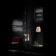 Rêveries de pierres : Poésie et minéraux de Roger Caillois  - scenography stones and reveries  c  l   aj  12  hh