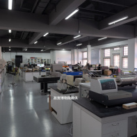 « Un siècle de conservation – de la Cité interdite au Musée du Palais » au Centre Culturel de Chine - 2 24“文物医院”内景