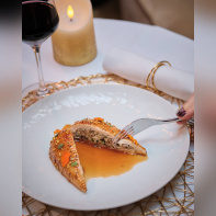 Séjour et dîner raffiné pour les fêtes au Marriott Champs-Élysées - 2025   11   26   Marriott 77