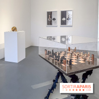 Exposition Un Siècle d'Echecs à la Galerie Perrotin