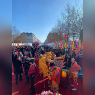 Défilés, dragons et saveurs asiatiques : la place de la République célèbre l’Année du Cheval - 5 2