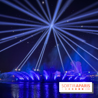 Disneyland Paris : Disney Cascade of Lights, le spectacle nocturne sur Adventure Bay