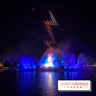 Disneyland Paris : Disney Cascade of Lights, le spectacle nocturne sur Adventure Bay