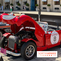 Le Rallye des Princesses expose ses voitures de collection sur la Place Vendôme - Facetune 24 05 2026 20 07 51
