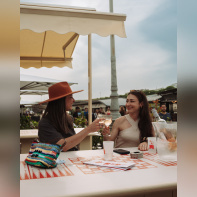 Chez Alex : terrasse d’apéro au bord de Seine face à la Tour Eiffel