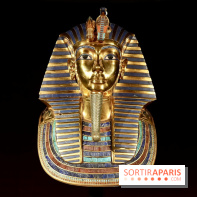 Le masque de Toutânkhamon sur fond noir - Toutankhamon : son tombeau et ses trésors