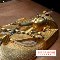 Le sarcophage doré en gros plan - Toutankhamon : son tombeau et ses trésors