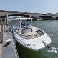 Paris Boat Club : des croisières privées sur la Seine pour découvrir Paris autrement - 42 ParisBoatClub Escale du Louvre 01 4864x3095