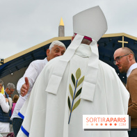 En images : la messe géante sur les Champs-Elysées du Pape Léon XIV