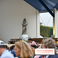 En images : la messe géante sur les Champs-Elysées du Pape Léon XIV