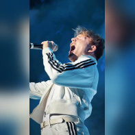 Queen Forever à l’Arena Grand Paris : 2 000 choristes pour un hommage rock à Queen - mickey