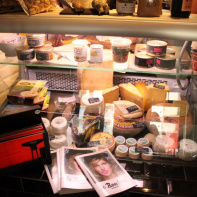 Epicerie Saint-Sabin, Présentoire