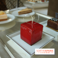 La Bûche Shangri-La Hotel 2013 by François Perret