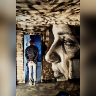 Woman face by David Walker street art wall graffiti Tour Paris 13 Galerie Itinerrance Gallery project