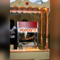 New Look, Garden Party, Flagship store, La Défense, 4 Temps