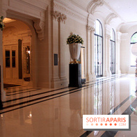 Peninsula : palace, rooftop