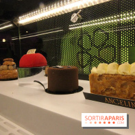 Le Café Renault sur les Champs