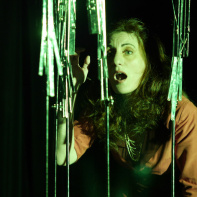 On avait dit pas la famille au Lucernaire : notre critique