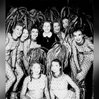 Lido 78,  Miss Bluebell photographiée avec les Bluebells