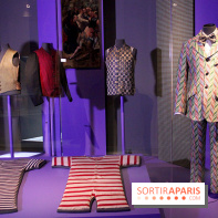 Tenue correcte exigée - vêtements trop imprimés