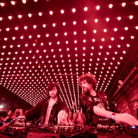 Justice en DJ Set au Faust pour Virgin Radio