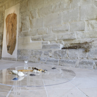 Exposition Sentience, écouter le parfum de la couleur à l'Abbaye de Maubuisson