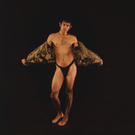 Analphabet : le pièce queer et poétique d’Alberto Cortés au Théâtre de la Bastille