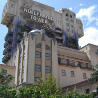 Disneyland Paris fête les 10 ans de la Tour de la Terreur