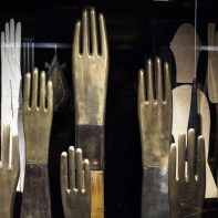 L'esprit commence et finit le bout des doigts, l'exposition au Palais de Tokyo