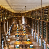 Livres au miroir, l'exposition à la Grande galerie de la Bibliothèque Mazarine