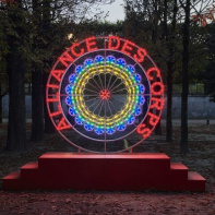 Palais de Tokyo : Festival "Alliance des Corps" par Marinella Senatore pour les 20 ans du musée