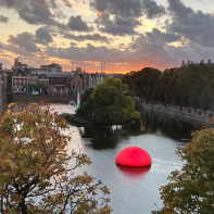 Nuit Blanche 2023 : l'installation 'Sunset in Paris' de Rodrigues & Rijnierse illumine la Seine