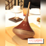 Bûche de Noël toupie du Shangri-La Paris 2017