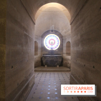 Un monde de plis à la chapelle Expiatoire