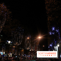 Illuminations des Champs Elysées 2017 avec Lily Rose Depp