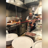 Ouverture de Gianni: la nouvelle pizzeria du 18ème où l'on chante!