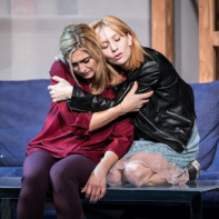 Rabbit Hole au Théâtre des Bouffes Parisiens