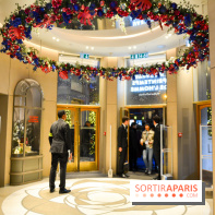 L'inauguration des vitrines de Noël 2018 du Printemps par Laëtitia Casta