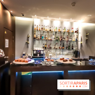 Tea-time Hotel Duo by Kevin Lacote