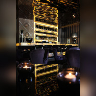 L'Arc à Paris - Le restaurant bar Club