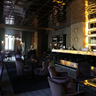 L'Arc à Paris - Le restaurant bar Club