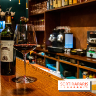 Assemblages, le bar à vin et atelier d'ébéniste dans le Marais