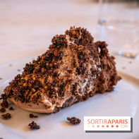 Photos : Bûche de Noël du Plaza Athénée 2021 et galette des rois 2022