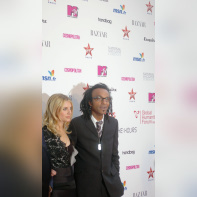 TCK TCK TCK Beds Are Burning : Mélanie Laurent, Manu Katché